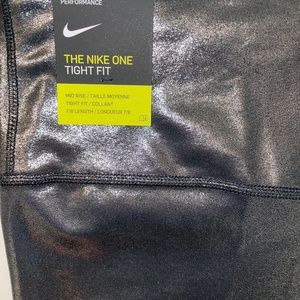 The Nike One Tight fit metallic silver 7/8 length XL athletic legging